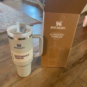 Stanley Quencher H2.0 40oz. Brand New